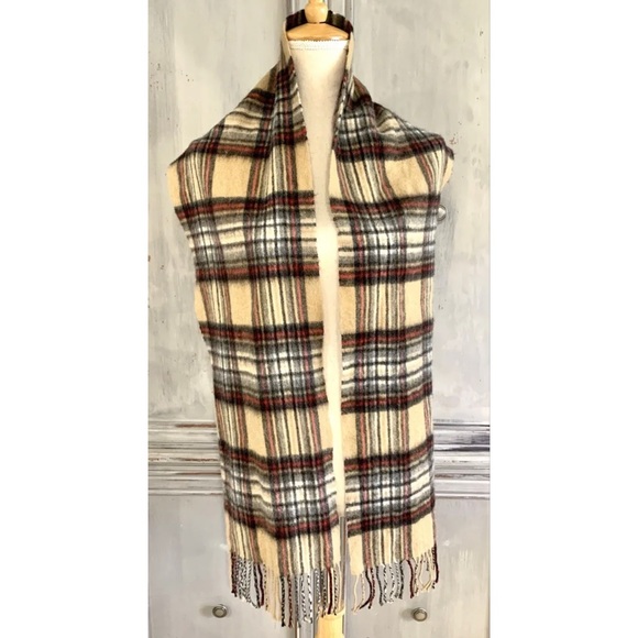 House of Scotland Plaid Lambswool Scarf - Picture 2 of 4